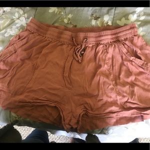 Paper bag shorts